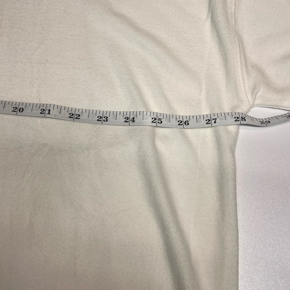 Lucky Brand Sweater White Crew Neck Ladies Long Sleeve Super Soft Distressed - Picture 3 of 4
